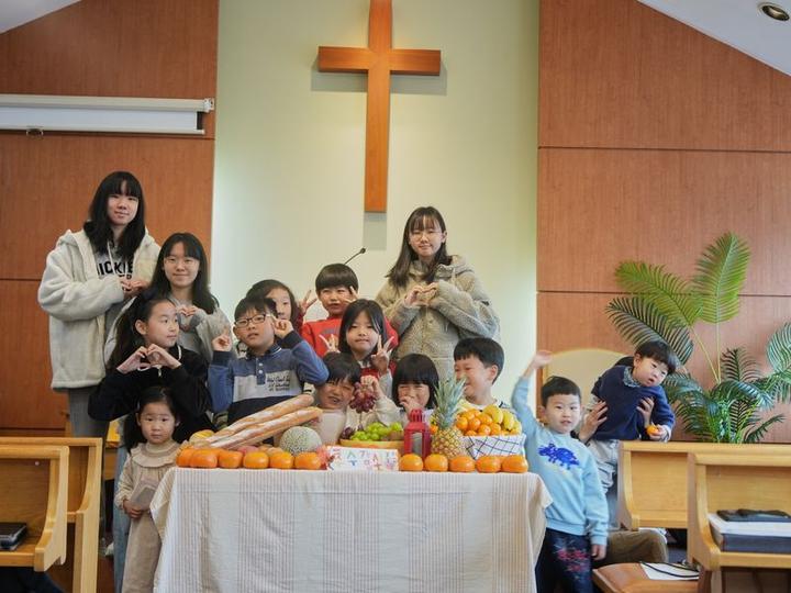 23.11.26 추수감사주일 · 3번째 사진