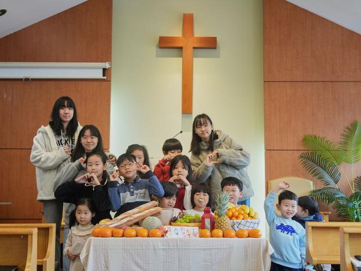 23.11.26 추수감사주일 · 8번째 사진