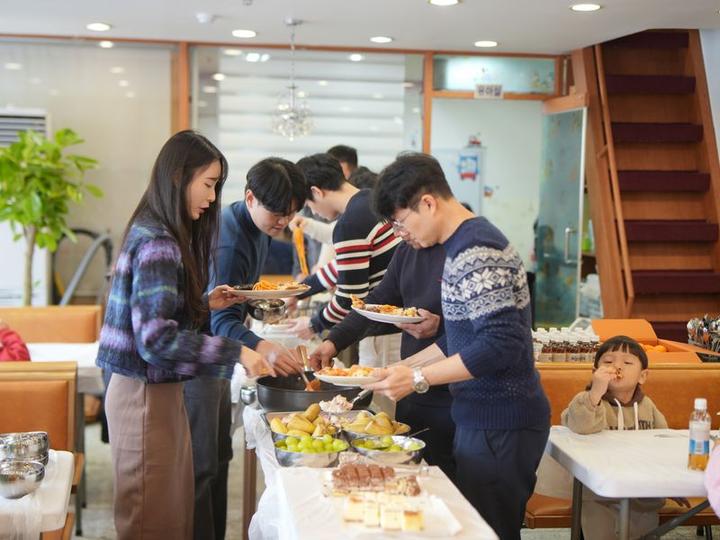 23.12.25 성탄절 예배 · 40번째 사진