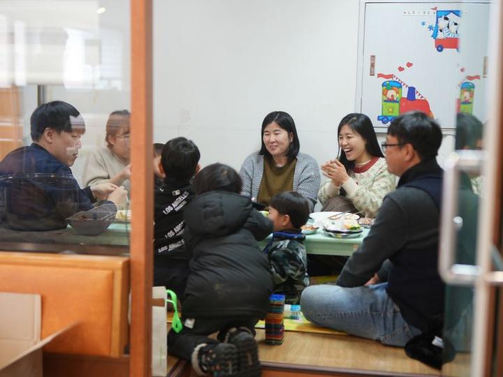 23.12.25 성탄절 예배 · 41번째 사진