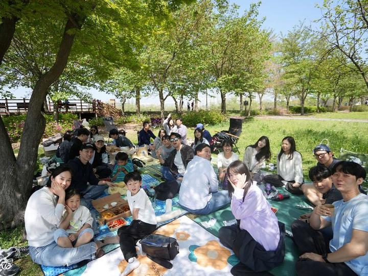 25 교회 봄 나들이 · 9번째 사진
